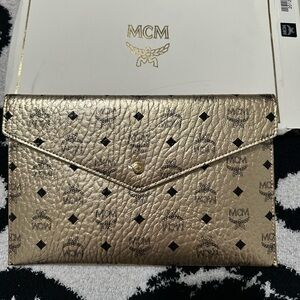 MCM pouch envelope